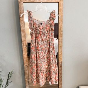 Universal Thread floral ruffle sleeve dress